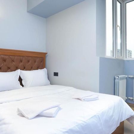 Stay Inn Apartments On Amiryan 15 エレバン エクステリア 写真