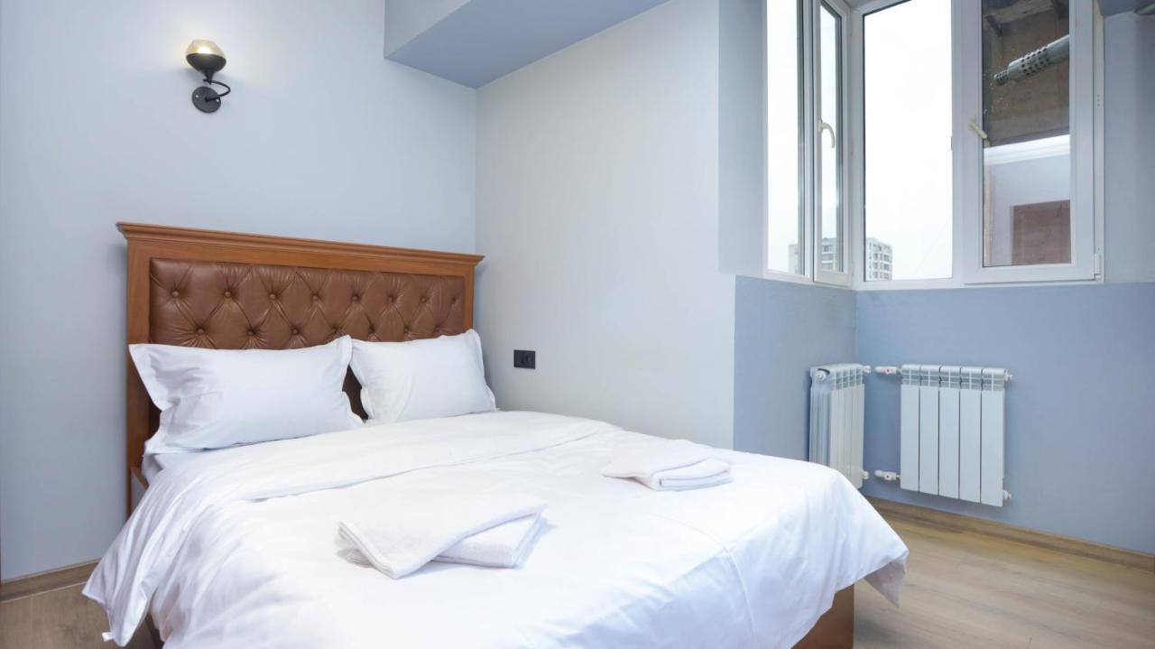 Stay Inn Apartments On Amiryan 15 エレバン エクステリア 写真