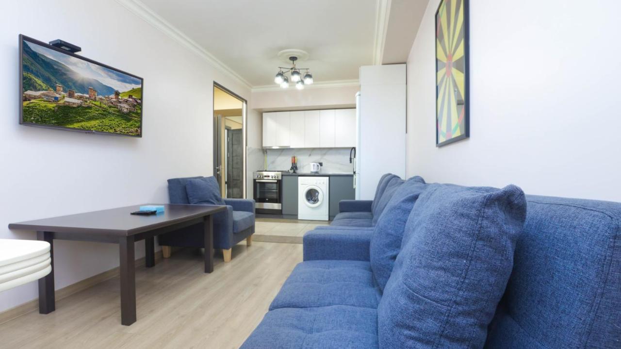 Stay Inn Apartments On Amiryan 15 エレバン エクステリア 写真