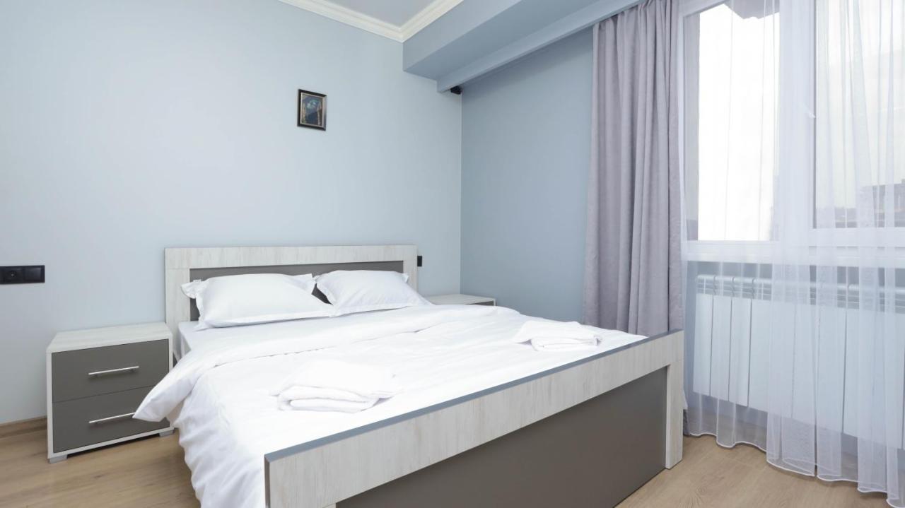 Stay Inn Apartments On Amiryan 15 エレバン エクステリア 写真
